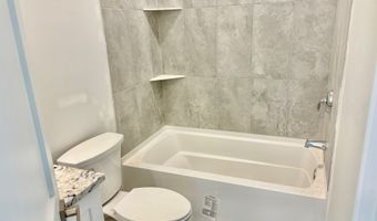 2 Gary Knls, Danbury, CT 06810