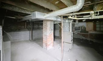 204 MAIN Ave, Matherville, IL 61231