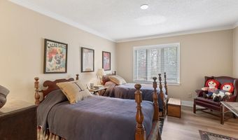 521 Azalea Ln, Cashiers, NC 28717