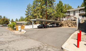 1527 NW Juniper St Apt 2, Bend, OR 97703