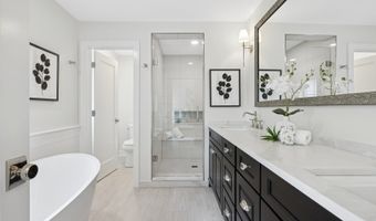 227 S Mitchell Ave, Arlington Heights, IL 60005