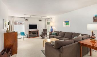 1402 Bardstown Trl, Ann Arbor, MI 48105