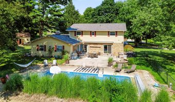 8852 Ridge Hill Dr, Indianapolis, IN 46217