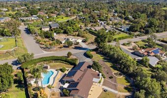 929 Pepper Tree Ln, Fallbrook, CA 92028