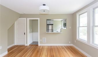 439 Broadway St D, Newport, RI 02840