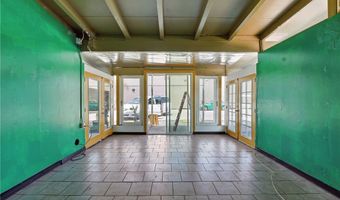 5236 Pomona Blvd, East Los Angeles, CA 90022