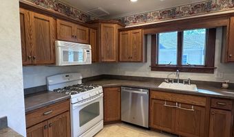 709 N St, Aurora, NE 68818