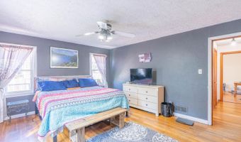 207 Donna Dr, Aurora, IN 47001