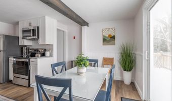 466 Essex St, Bangor, ME 04401