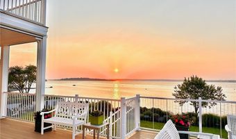 10 Coulter St, Jamestown, RI 02835