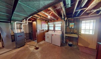 176 Powers Ave N, Alden, MN 56009