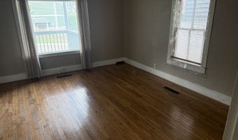 33 37 43 4 N Lancaster St, Athens, OH 45701