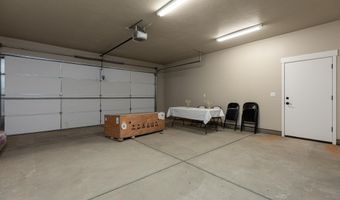 1140 S Independence Way, Big Water, UT 84741