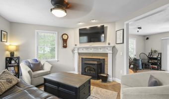 5 Lancaster Ln, Bourne, MA 02532