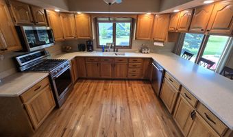 7 A7 Broken Lance, Apple River, IL 61001