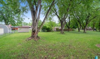 1912 E Sylvan Cir, Brandon, SD 57005