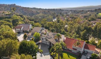 6425 E Shady Valley Ln, Anaheim, CA 92807