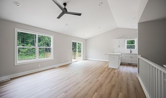 3707 Country Ct, Allegan, MI 49010