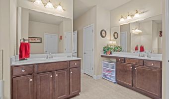 1032 Drakes Xing, Anderson, SC 29625