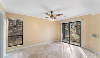 55 Ravencroft Ln, Asheville, NC 28803