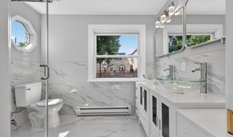 46 E 44TH St, Bayonne, NJ 07002