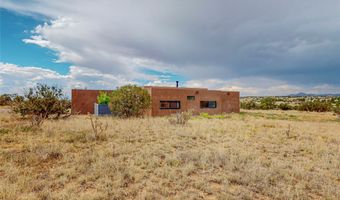 25 Spur Ranch Rd, Lamy, NM 87540
