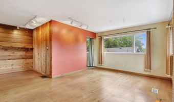 1558 E St, Anchorage, AK 99501