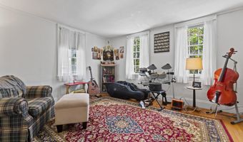 141 Centre St, Bath, ME 04530