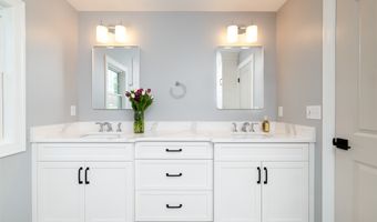 81 Nelson Dr, Burlington, CT 06013