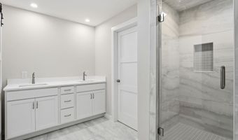 601 Bethesda Ave, Aberdeen, NC 28315