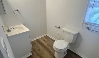 104 Hunter St, Abbeville, SC 29620