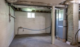 132 S Walker St, Adams, WI 53910