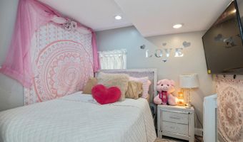 515 E 23RD St, Baltimore, MD 21218