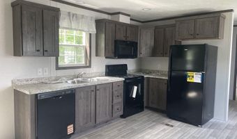 54 Bennington Dr, Berlin, VT 05602