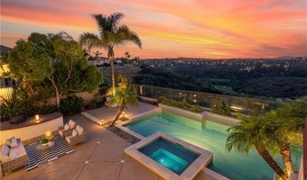 5464 Shannon Rdg, San Diego, CA 92130