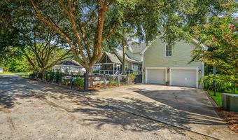 4 Waterbird Dr, Beaufort, SC 29907