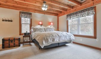 46 Oak Hill Rd, Brookline, NH 03033