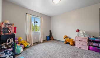 1430 Dacar St, Belle Fourche, SD 57717