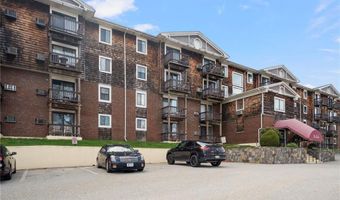 1190 Charles St 18, North Providence, RI 02904