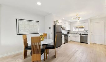 902 Caminito Madrigal F, Carlsbad, CA 92011