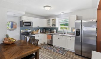 1420 N OWAISSA St, Appleton, WI 54911