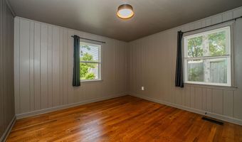 1751 N Wright Rd, Alcoa, TN 37701