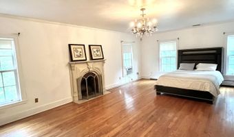 9 Birch Hill Rd, Albany, NY 12211