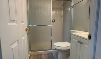 654 Longview Dr, Antioch, IL 60002