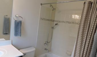 20425 CODMAN Dr, Ashburn, VA 20147