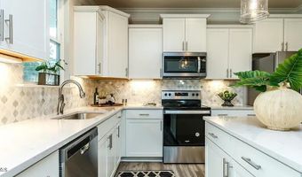 833 Old Station Pointe, Angier, NC 27501