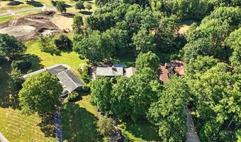 615 Glen Eden Ct, Aurora, OH 44202