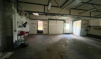 409 233RD St, Aledo, IL 61231