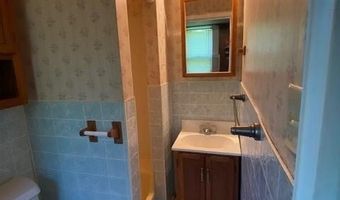 319 N 10th St, Atchison, KS 66002