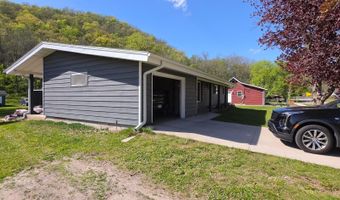 1240 N Main St, Altura, MN 55910